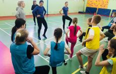 Волонтеры-сотрудники Nike провели День параспорта в школе «Ковчег»