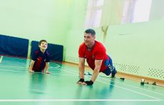 Футбол на канадках: мастер-класс понравился школьникам