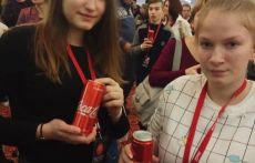 Праздник к нам приходит: участники программ РООИ «Перспектива» посетили «Рождественский Караван Coca-Cola»