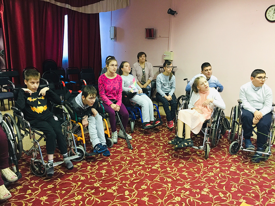 Урок параспорта в московской школе