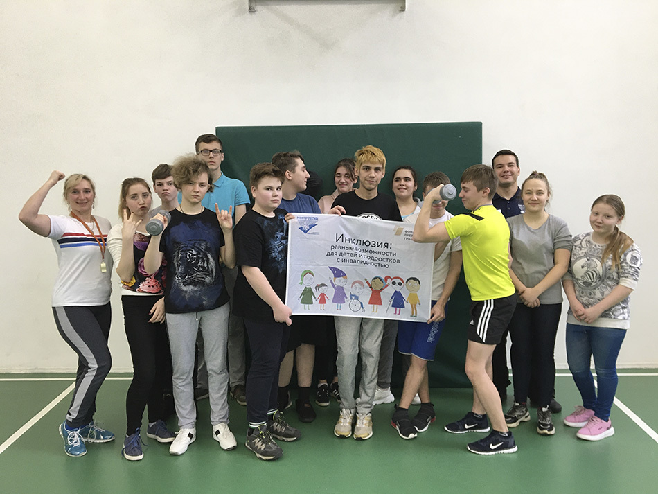 Продолжаем знакомить школьников с паралимпийским спортом
